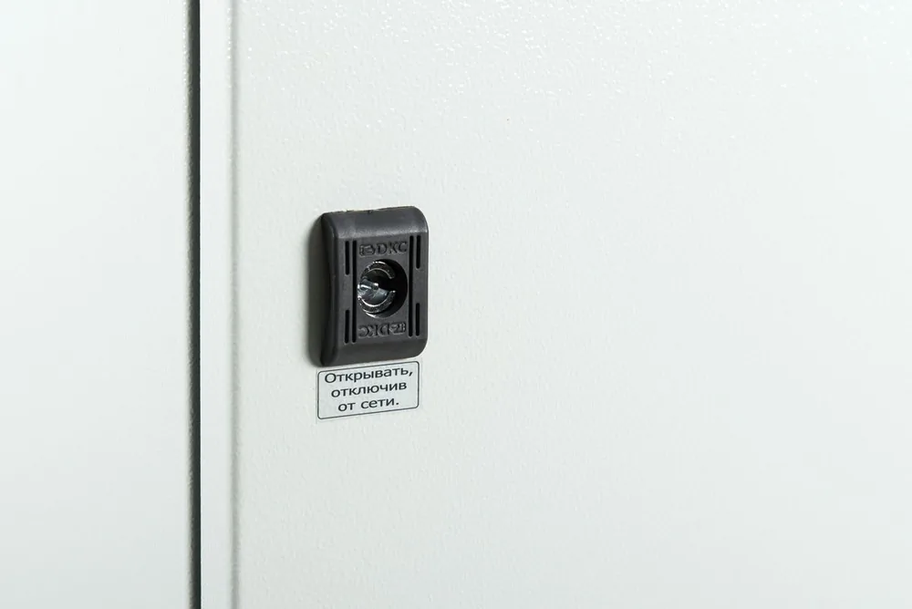 Источник бесперебойного питания SKAT SMART UPS-1000 IP65 SNMP Wi-Fi 988 — фото 2 из 4
